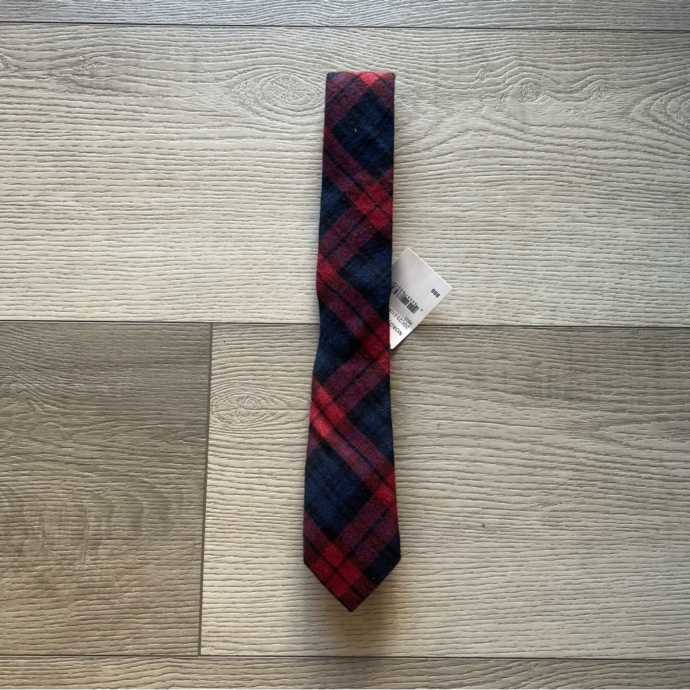 Original Penguin Mens Navy and Crimson Checkered Plaid Tie
